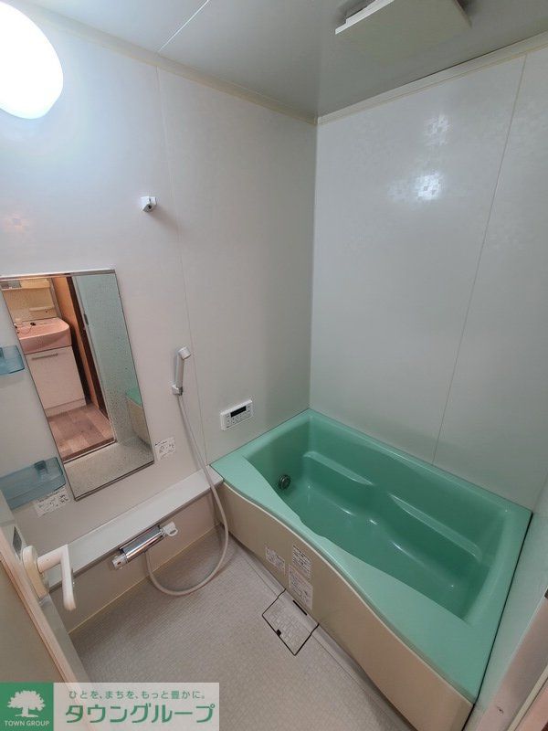 バス・シャワールーム　バス