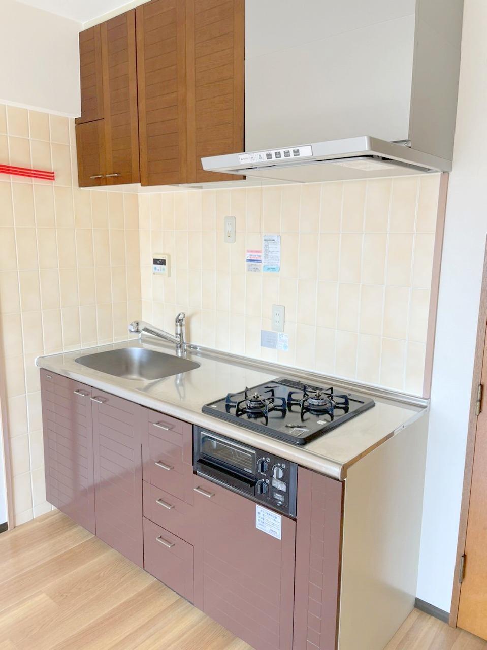 キッチン　2口コンロ、グリル付きのキッチン★