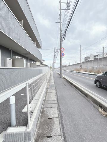 その他　前面道路（その他）まで10m