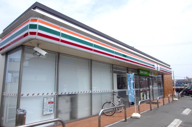コンビニ　セブンイレブン 貝塚麻生中店（コンビニ）まで589m