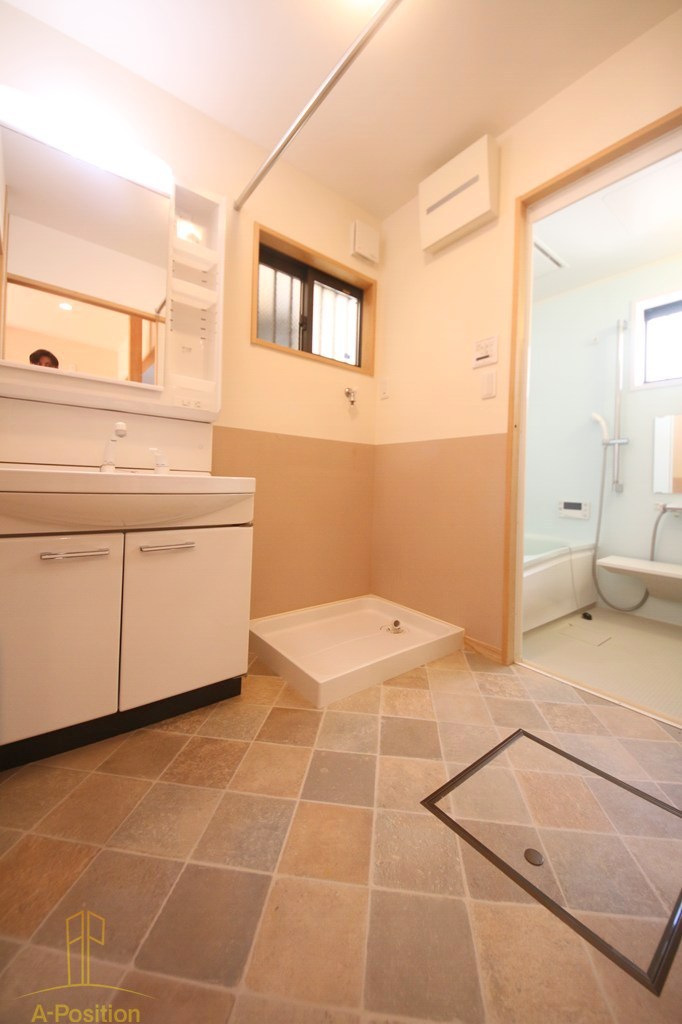 洗面設備　ナチュラルハウス