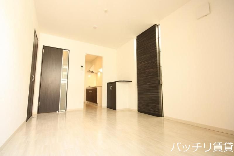 居室・リビング　同型タイプの為現状優先