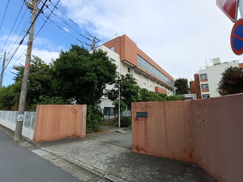 中学校　川口市立領家中学校（中学校）まで1128m
