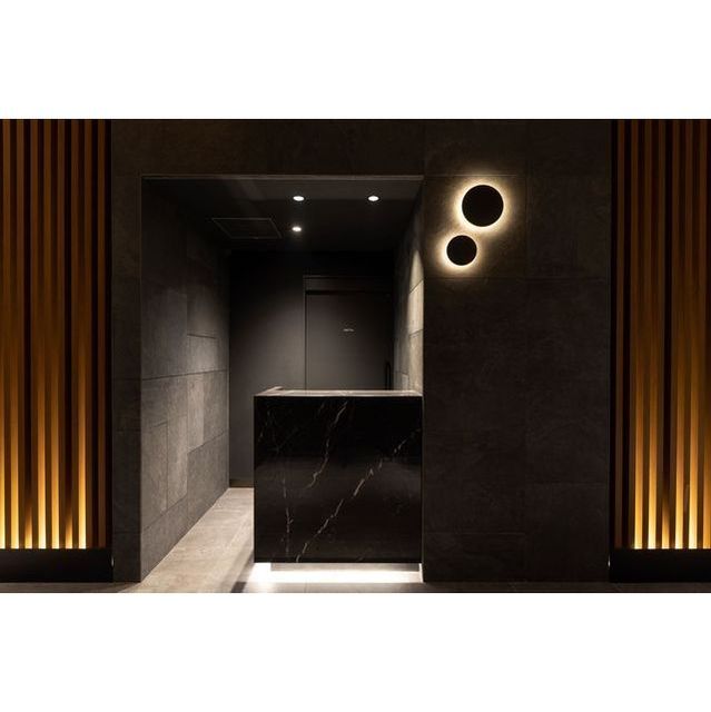 エントランス　受付　2023年11月撮影