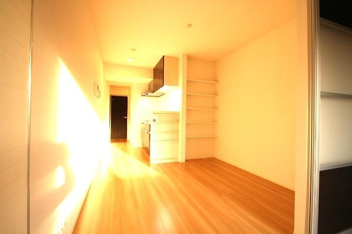 その他部屋・スペース　フローリングのきれいなお部屋です。