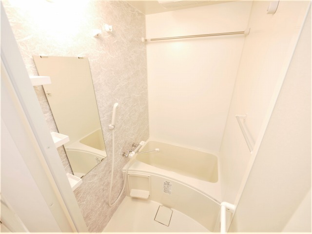 バス・シャワールーム　日々の暮らしに欠かせないお風呂です