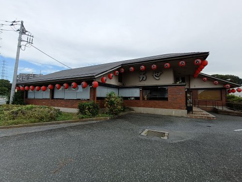 飲食店　肉の万世鳩ヶ谷店（飲食店）まで566m