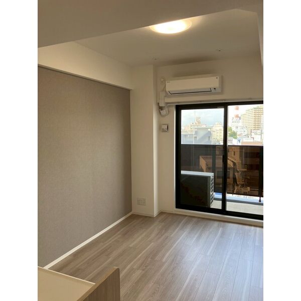 バルコニー　※別号室の参考写真、現況優先※