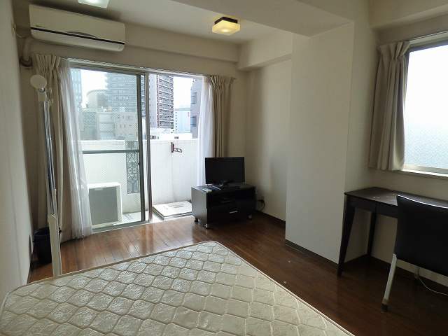 居室・リビング　家具家電付きで引越しの手間と費用が抑えられます