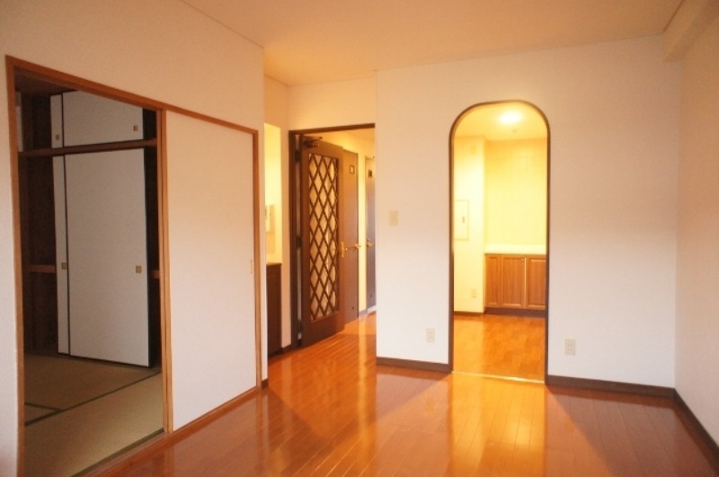 居室・リビング　図面と現状に相違がある場合には現状を優先