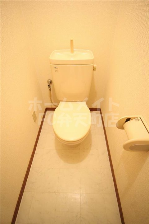 トイレ　清潔感のあるトイレです