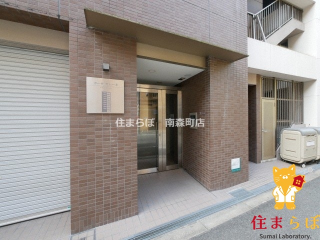 エントランス　共用部の印象も大切に