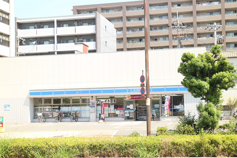 コンビニ　ローソン　横堤4丁目店（コンビニ）まで668m