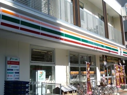 コンビニ　セブンイレブン（コンビニ）まで183m