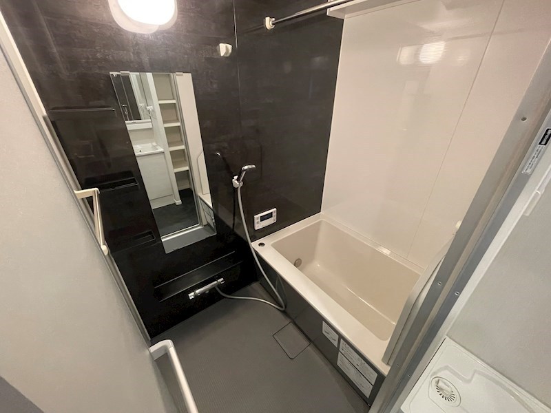 バス・シャワールーム　※別のお部屋のお写真です。御参考までに。