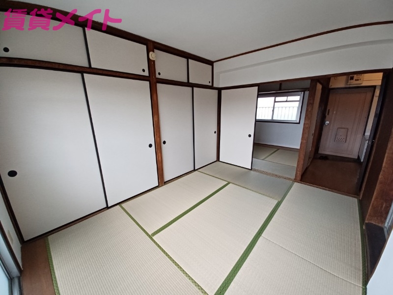 居室・リビング　別部屋参考写真です