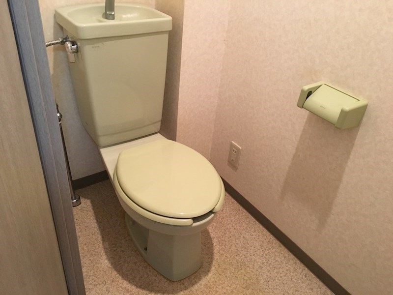 トイレ　別部屋参考写真