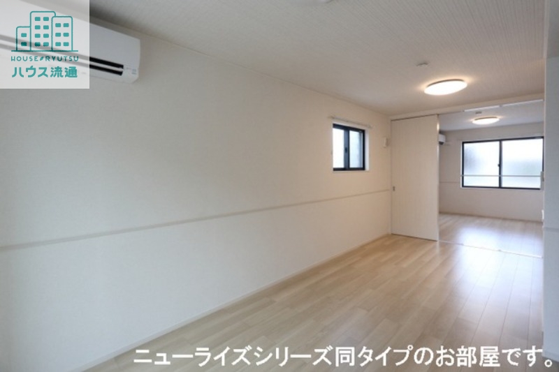 居室・リビング　※同タイプのお部屋の写真になります。