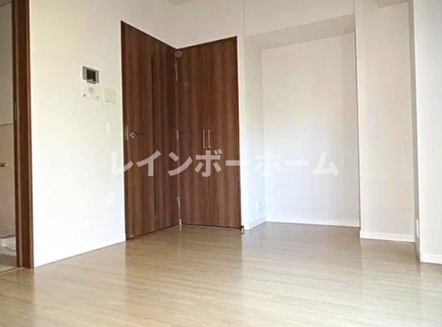 居室・リビング　※別部屋参照写真となります。