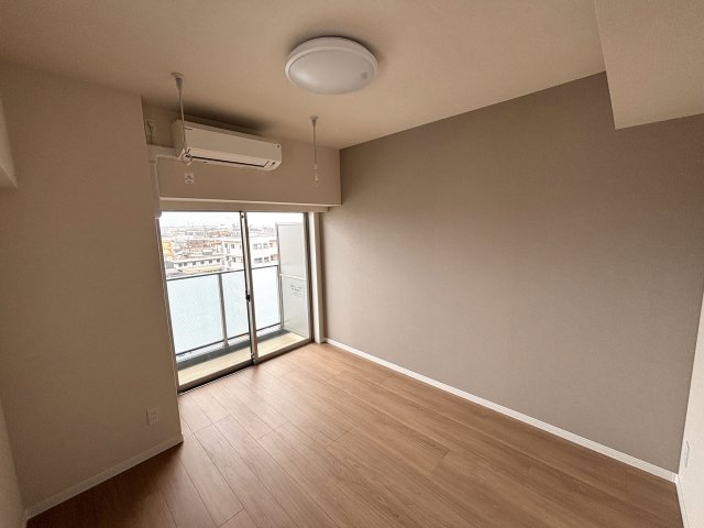 居室・リビング　803号室のお部屋の写真になります。