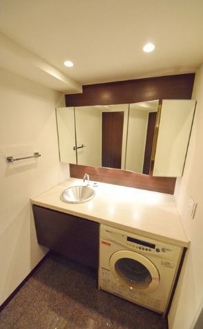 洗面設備　別部屋の参考写真です。