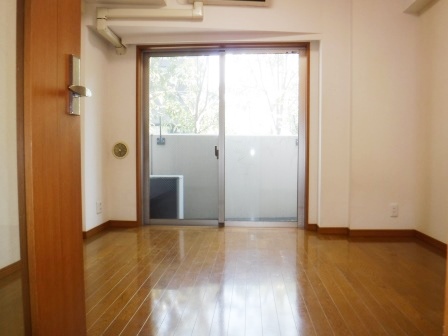居室・リビング　※別部屋写真