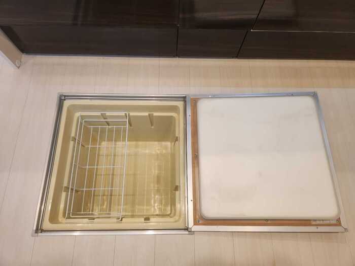 収納　ロイヤルコート