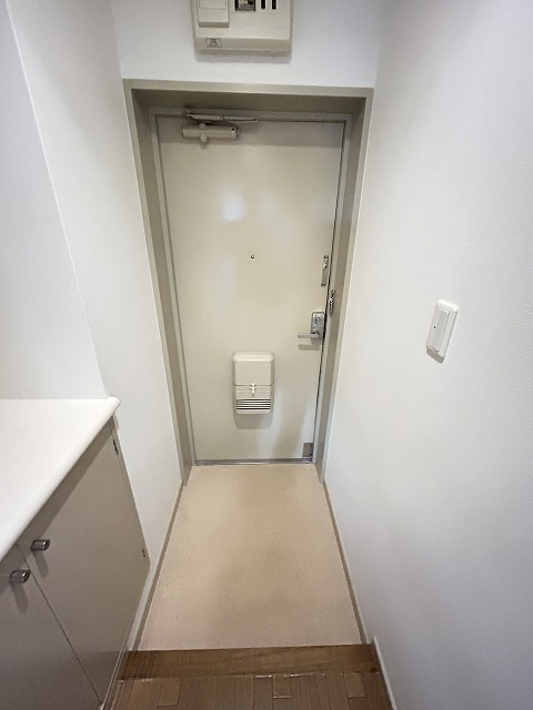 玄関　同間取り別室参考写真