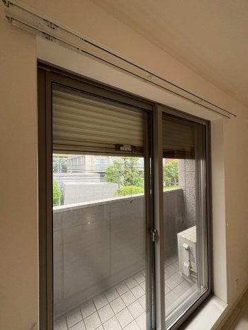 その他　全部の窓に     あります♪