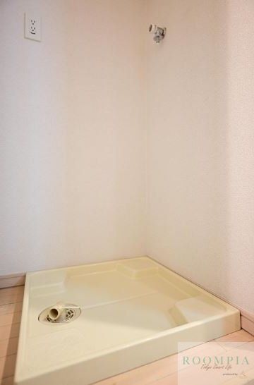 その他部屋・スペース　洗濯機置き場