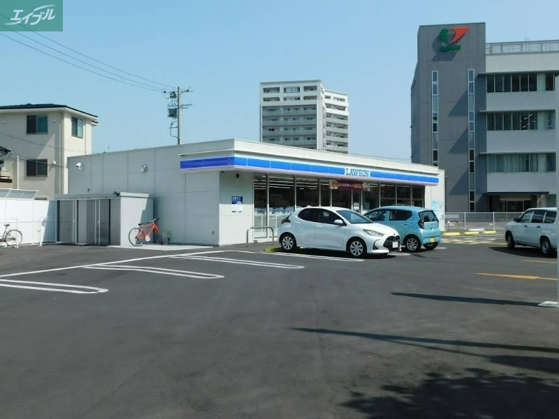 コンビニ　ローソン清心町店（コンビニ）まで272m