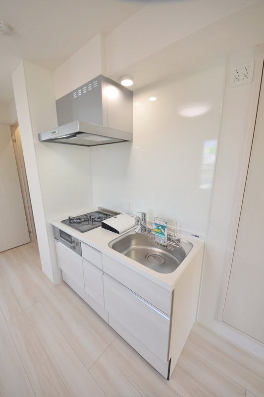 キッチン　同型モデル参照