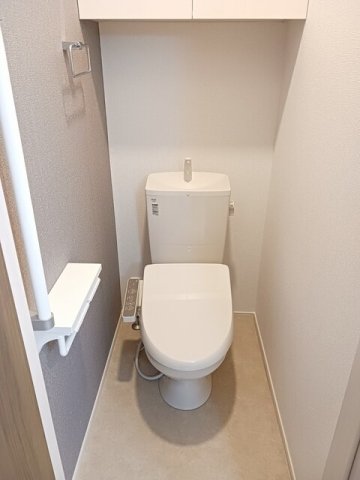 トイレ　ゆったりとした空間のトイレです