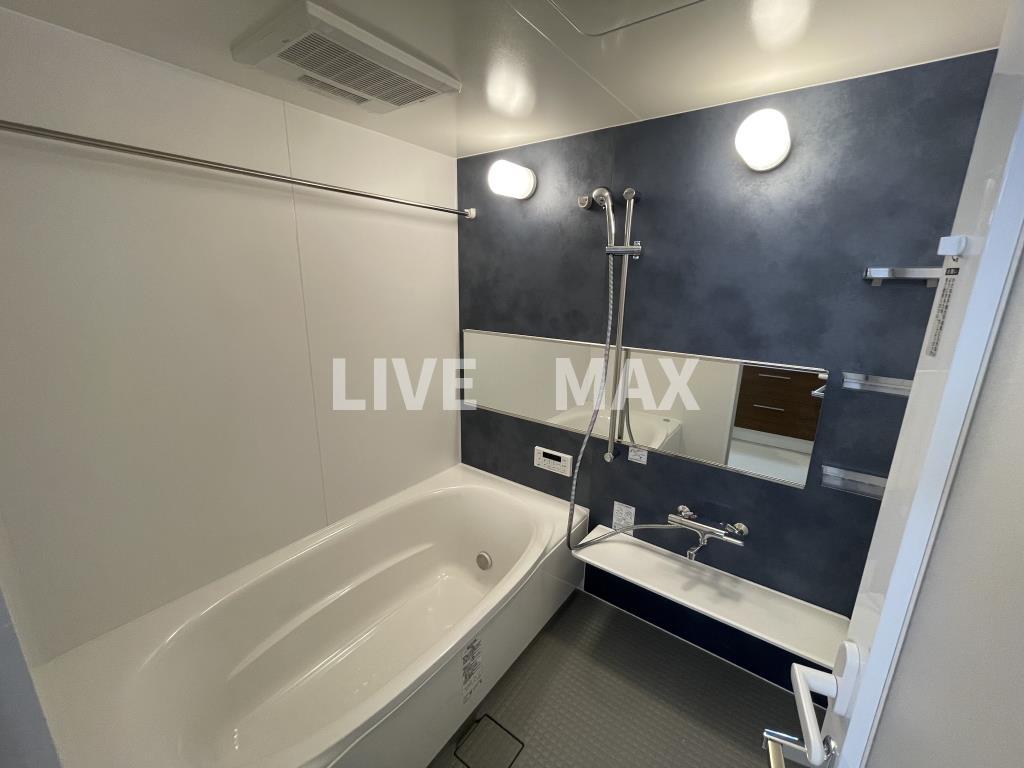 バス・シャワールーム　※別部屋のお写真になります