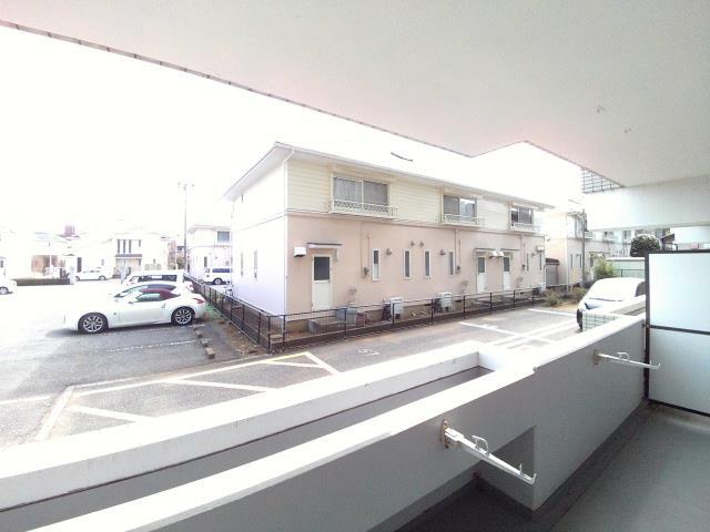 バルコニー　別部屋の写真を登録しました。