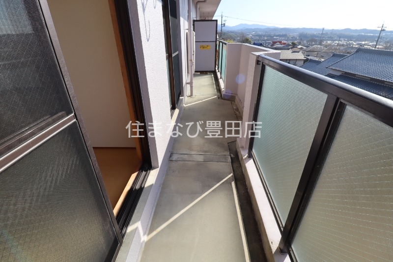 バルコニー　同型別部屋写真