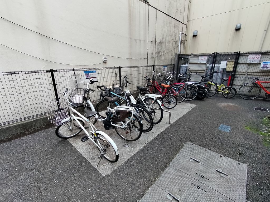その他共有部分　駐車場