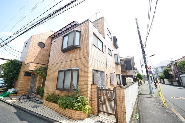 建物外観　★緑の多い住宅街です★