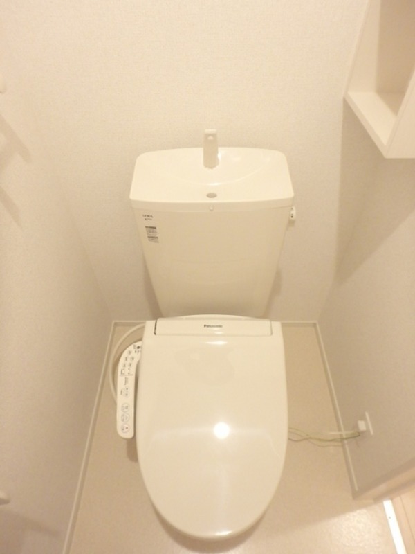 トイレ　図面と現状に相違がある場合には現状を優先