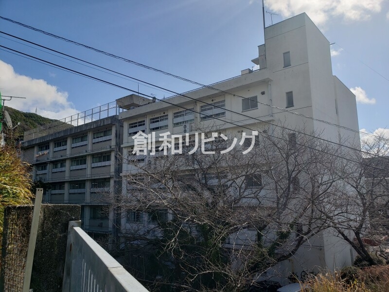 大学・短大　国立長崎大学医学部保健学科（大学・短大）まで1797m