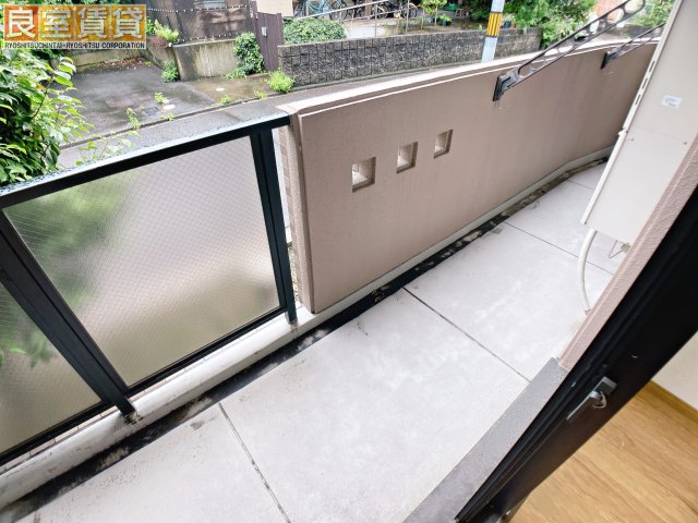 バルコニー　※写真は同物件の別部屋のものを流用しております。現状を優先し