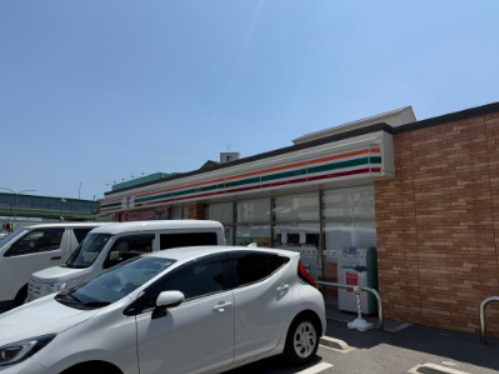 コンビニ　セブンイレブン 神戸都通5丁目店（コンビニ）まで116m