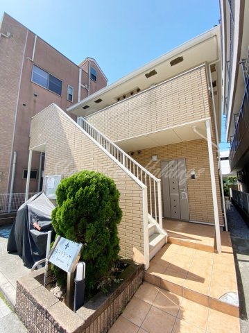 建物外観　人気の久里浜エリア♪駅まで平坦徒歩5分
