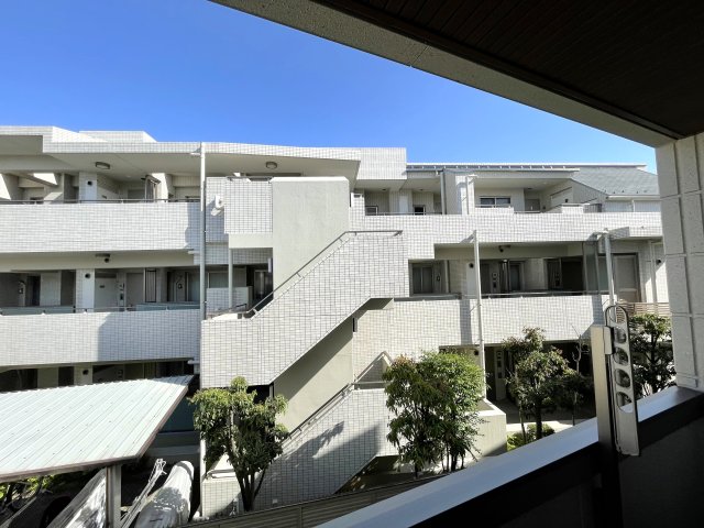 眺望　★建物までも距離がある閑静なエリアに立地しています★