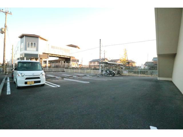 駐車場　駐車場
