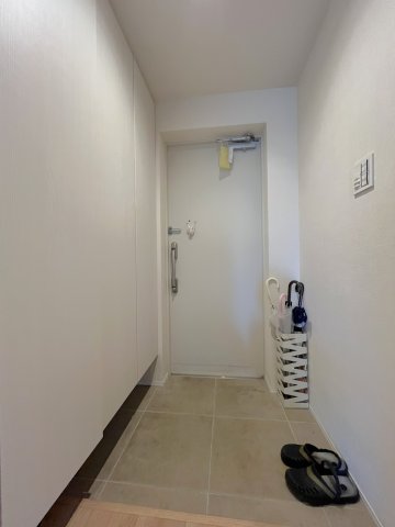玄関　＊現況の写真になります