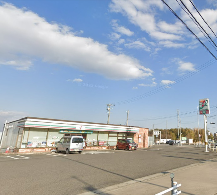 コンビニ　セブンイレブン 大府明成町2丁目店（コンビニ）まで744m