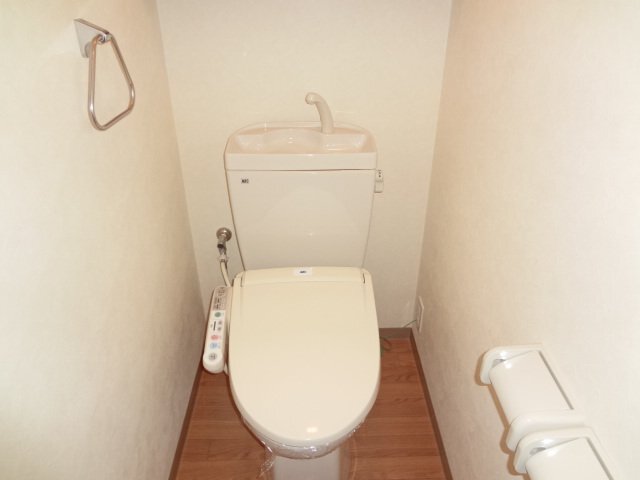 トイレ　シャワー付トイレ