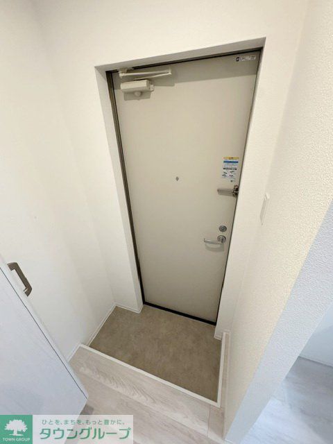 ジーメゾン川越稲荷町グリュックの玄関写真