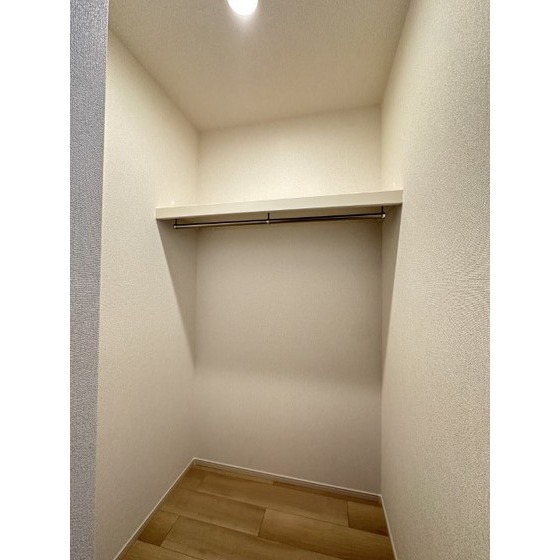 収納　ウォークインクローゼット
